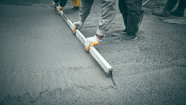 Best Concrete Sidewalk Installation in Derby, CT